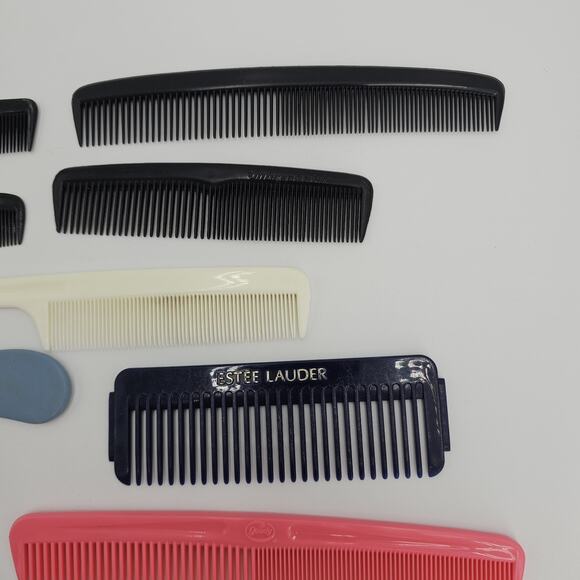 Lot Of 12 Plastic Vintage Hair Detangling Combs & Picks - Goody Esteè Lauder - Picture 5 of 5